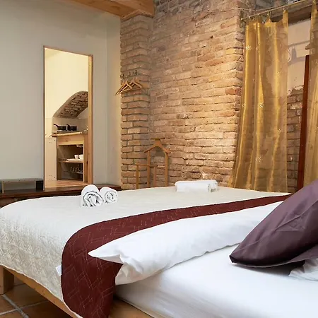Saint Michael Old Town Cellar And Studio *