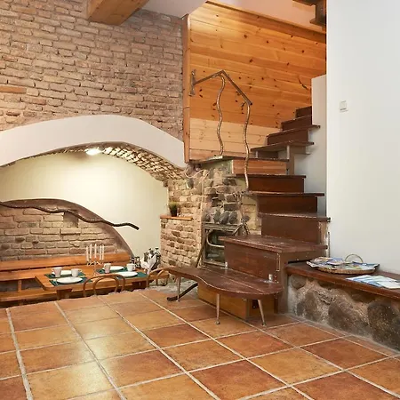 Saint Michael Old Town Cellar And Studio *